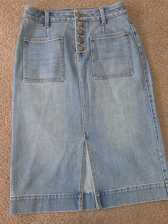 Draper James Dresses & Skirts - Draper James Light Blue Denim Button-Front Pencil Skirt Size 6